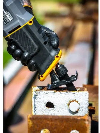 Sammer Elektrická šabľová píla Powermat PM-PSZ-1800TN | 1800W | 20× plátkov PM1278
