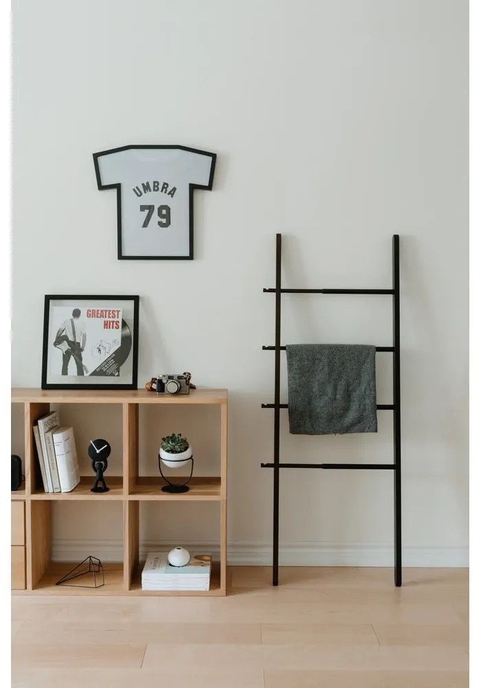 Čierny plastový rámček na stenu 50x54,5 cm T-Frame – Umbra