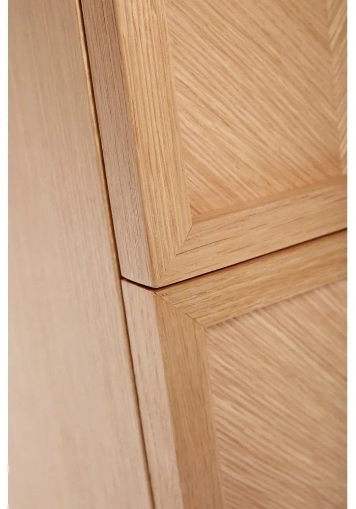 Nočný stolík z dubového dreva v prírodnej farbe Herringbone – Hübsch