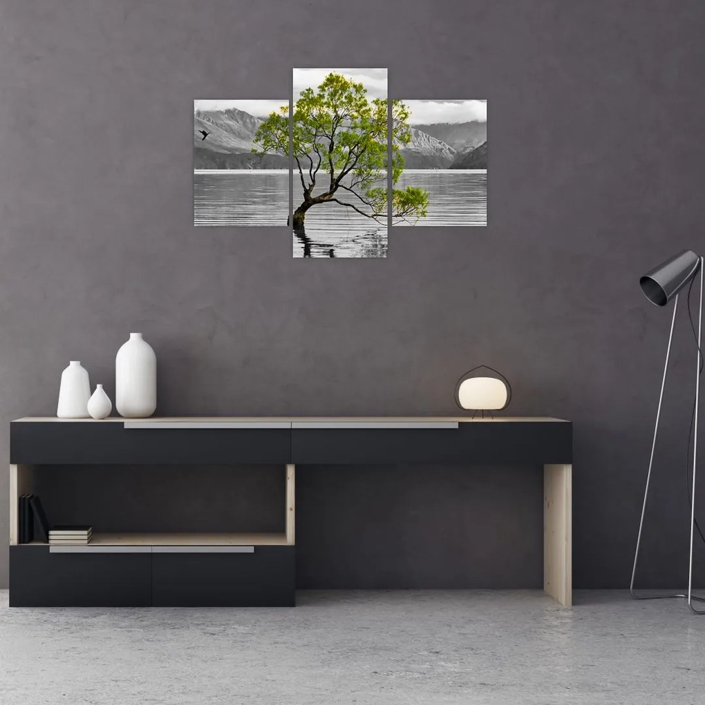 Obraz stromu uprostred jazera (90x60 cm)