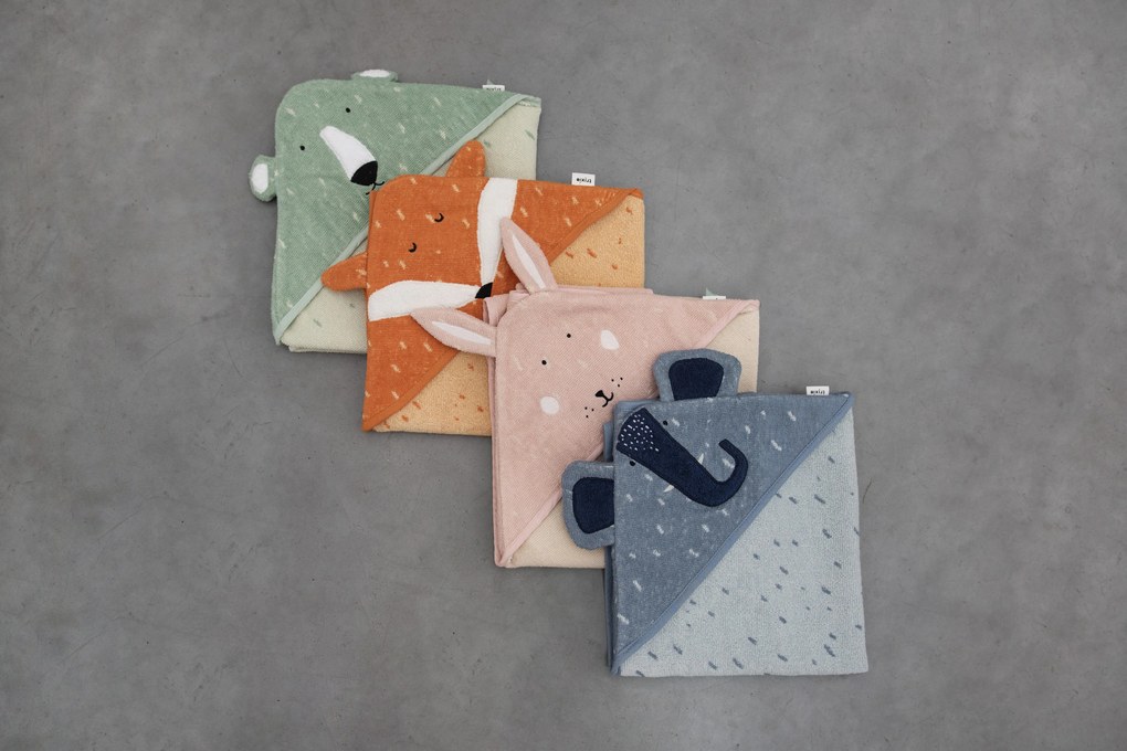 Detská osuška s kapucňou Mrs. Elephant - 75 x 75 cm