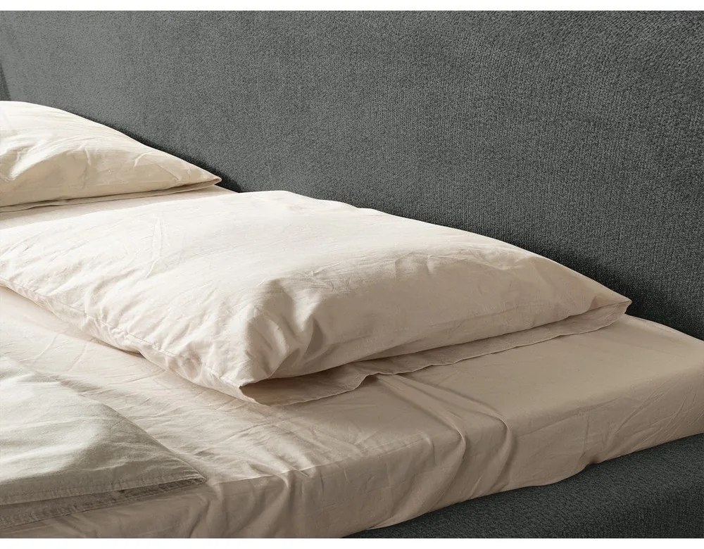 Tmavosivá čalúnená dvojlôžková posteľ s roštom 180x200 cm Makana – Makamii