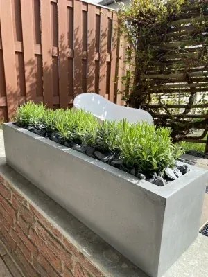 Hrantík FLOBO, sklolaminát, šírka 80 cm, betón - design