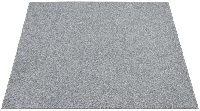 Koberec New Montego 173 sivý