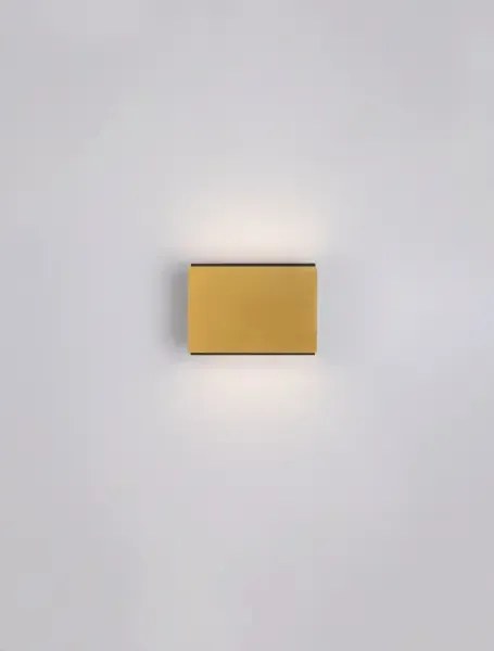 Minimalistické nastenné svietidlo Oti Zlatá