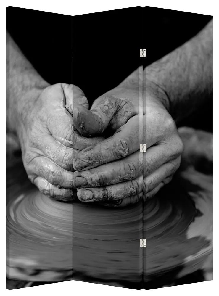 Paraván - Výroba keramiky - čiernobiely (126x170 cm)