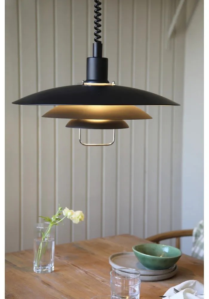 Čierne závesné svietidlo Markslöjd Kikrenes, ø 48 cm