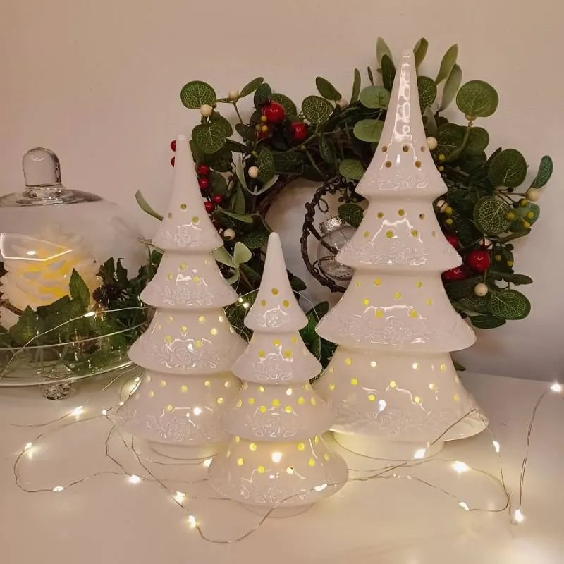 DECOLED Keramický stromeček, 15 x 9,2 x 29 cm, teple bílá, 2xLR44