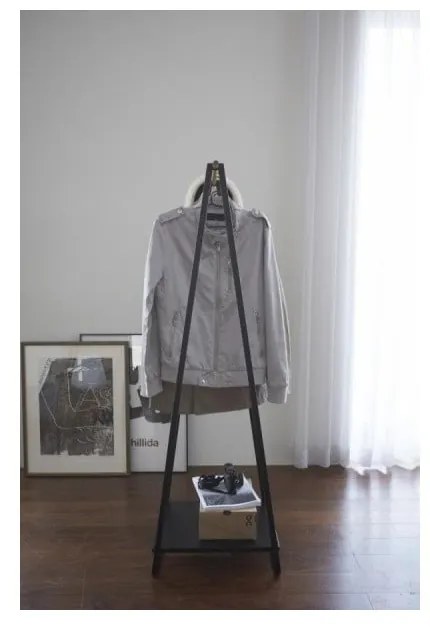 Čierny kovový stojan na oblečenie Tower – YAMAZAKI