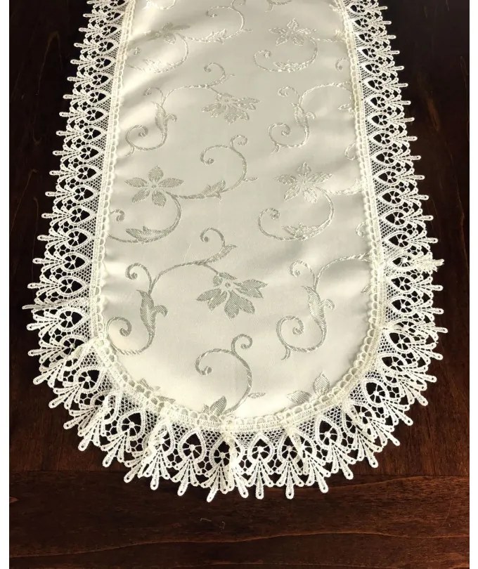 Luxusný béžový oválny obrus s jemnou vyšívkou a krajkou Šírka: 40 cm | Dĺžka: 85 cm