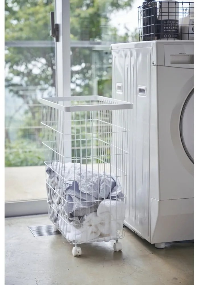 Biely kovový kôš na bielizeň 55 l Tower – YAMAZAKI