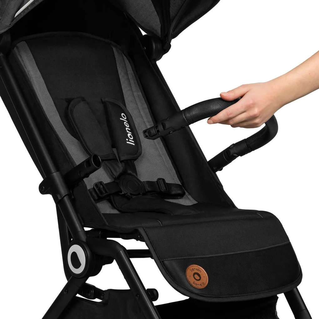 Lionelo športový kočik Cloe Farba: Black Onyx