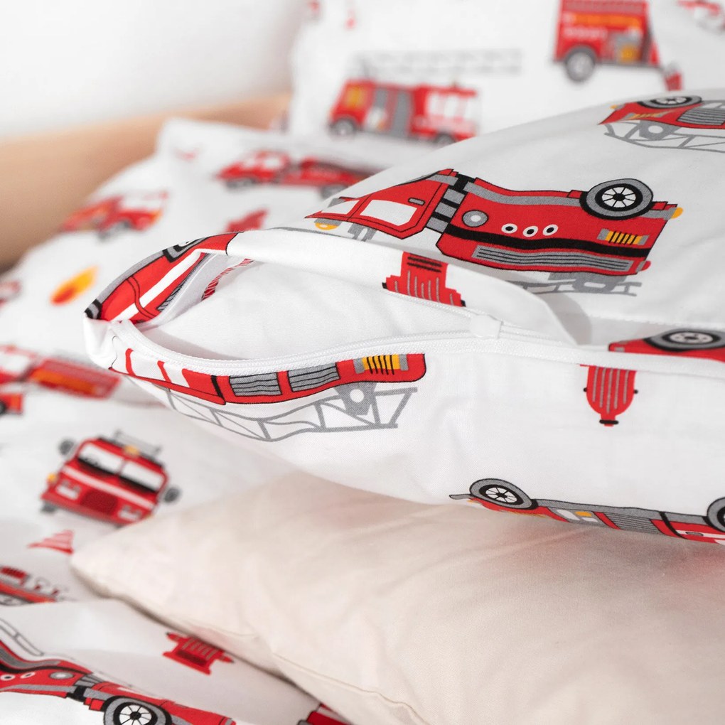 Goldea detské bavlnené obliečky - hasičské autá 140 x 200 a 70 x 90 cm