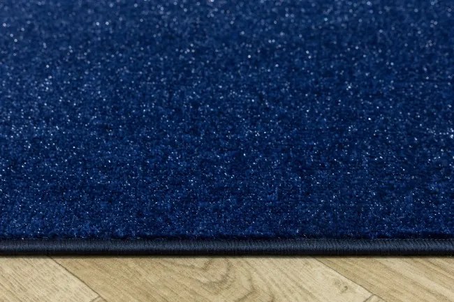 Koberec HARROW-FLASH 83 granátový