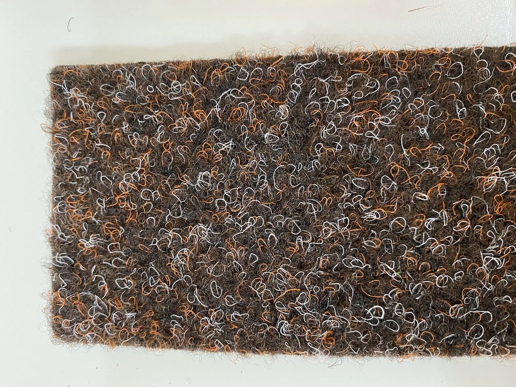 AKCIA: 99x70 cm Metrážny koberec Santana 80 hnedá s podkladom resine, záťažový - Bez obšitia cm