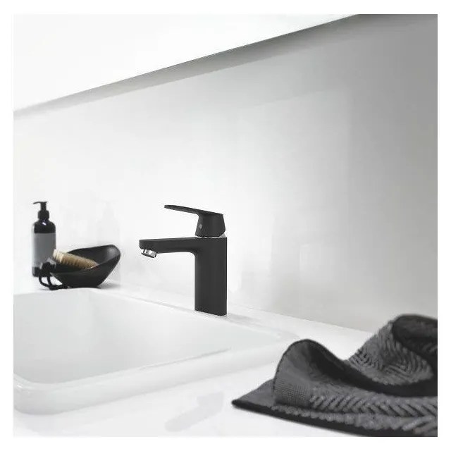 GROHE Eurosmart Cosmopolitan páková umývadlová batéria, veľkosť M, chróm/čierna matná, 23327KW0