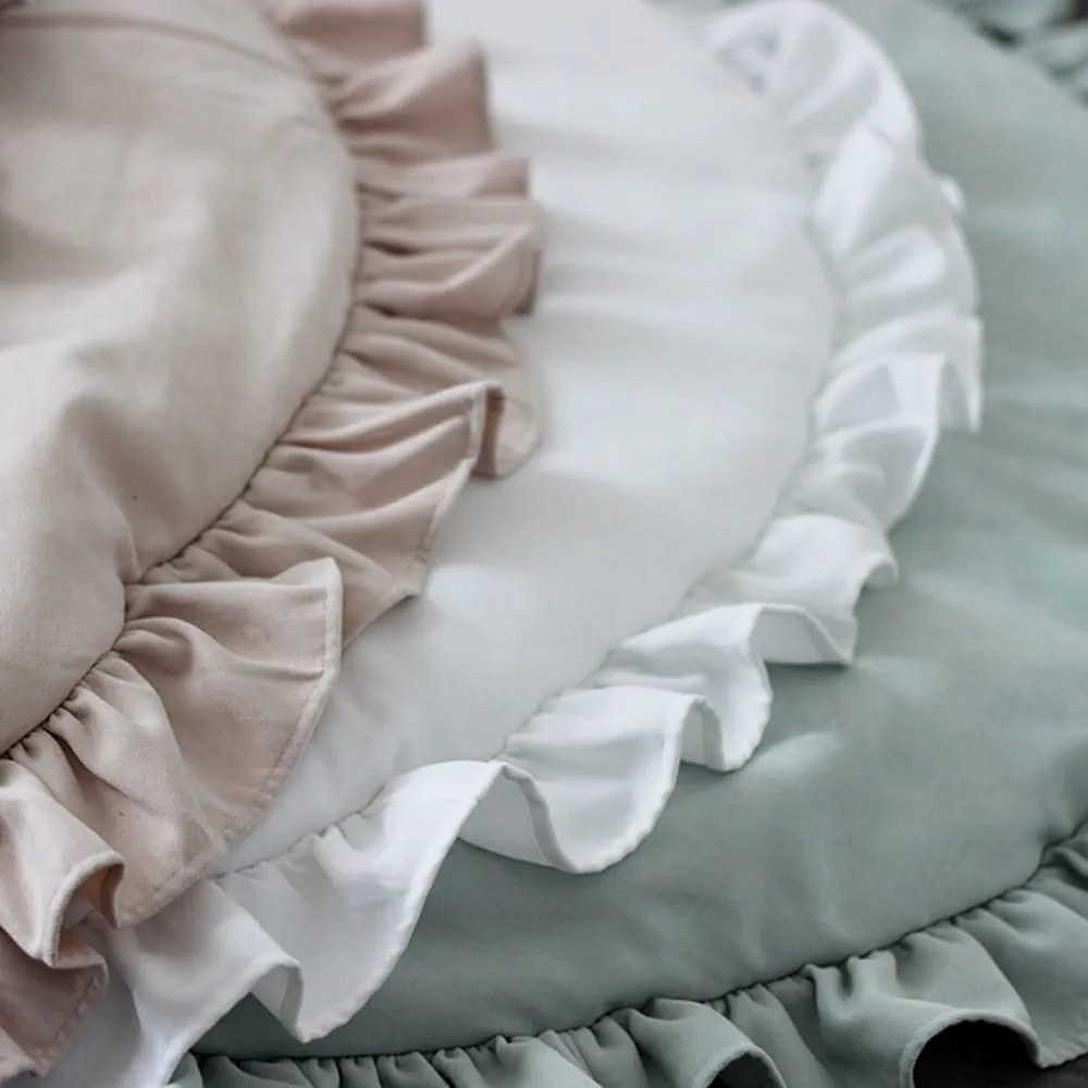 Detská podložka s volánom biela