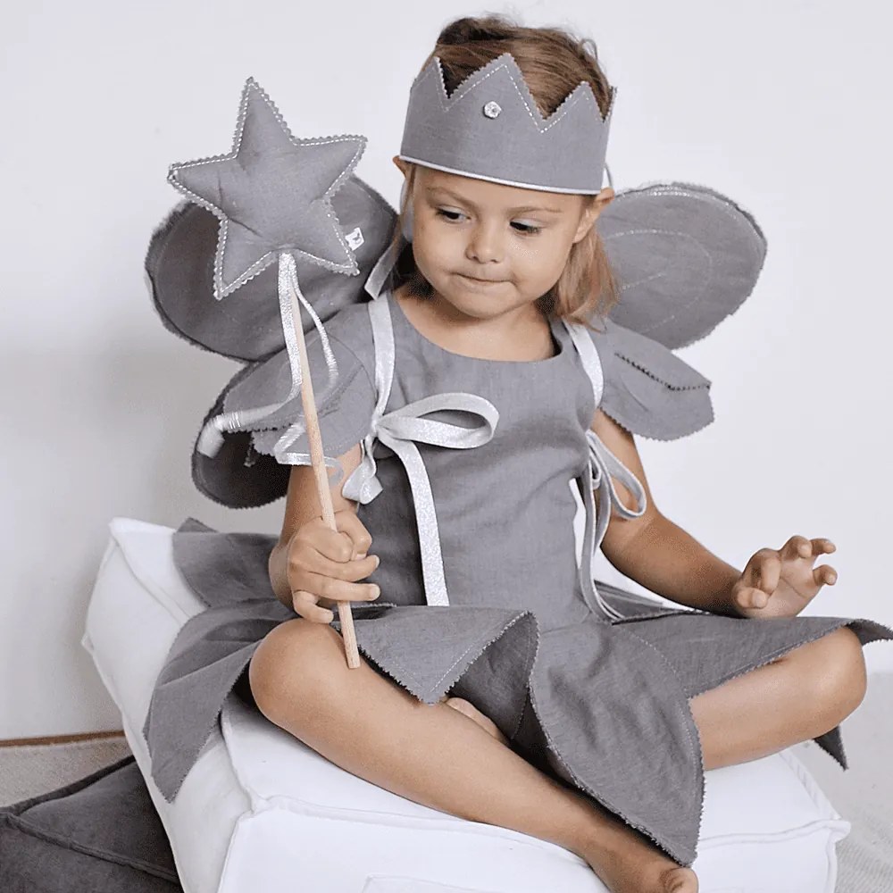 Ľanová kúzelná palička tmavo šedá so striebrom