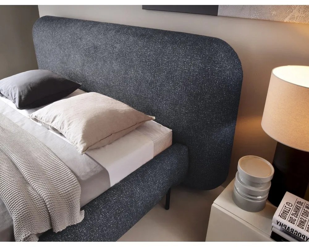 Modrá čalúnená dvojlôžková posteľ s úložným priestorom s roštom 160x200 cm Pointt – ELTAP