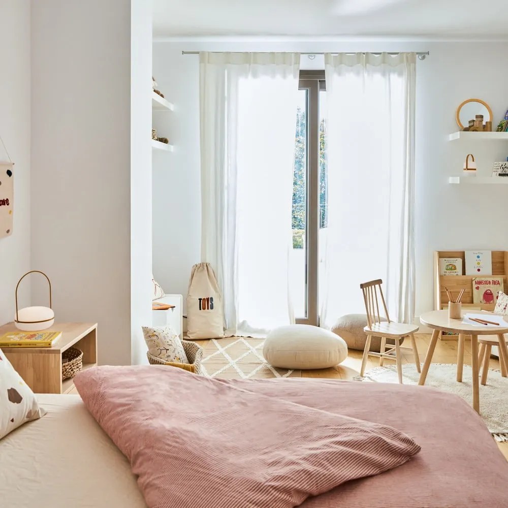 Detská stolička z kaučukového dreva Kave Home Kristie