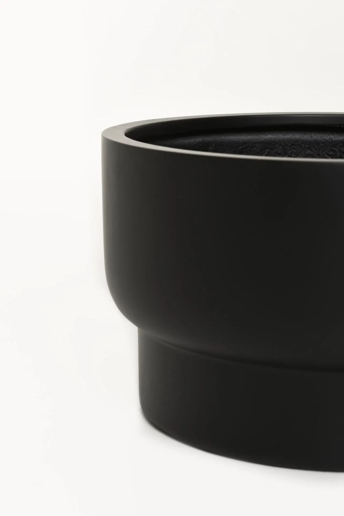 Dizajnový kvetináč LIVELLI, sklolaminát, výška 28 cm, čierny