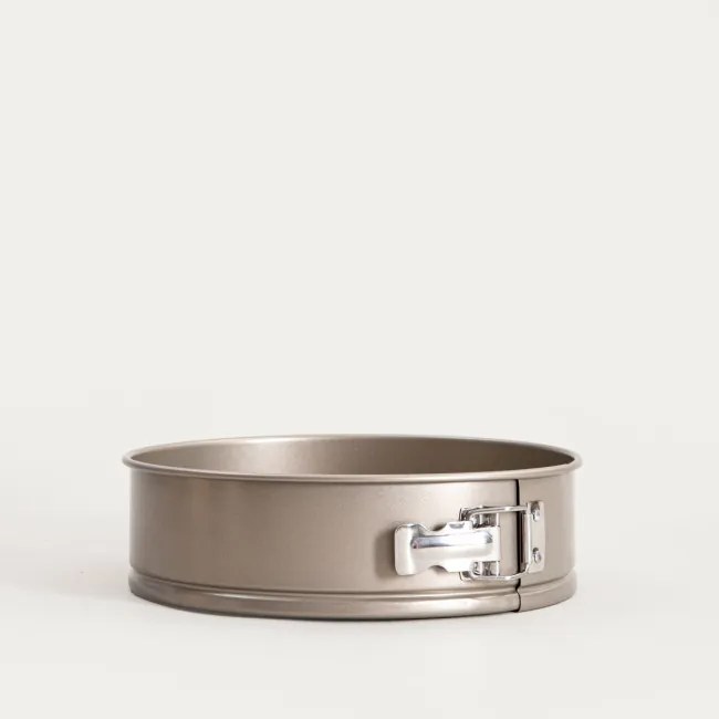 Forma na pečenie FEBE zlatá 776670