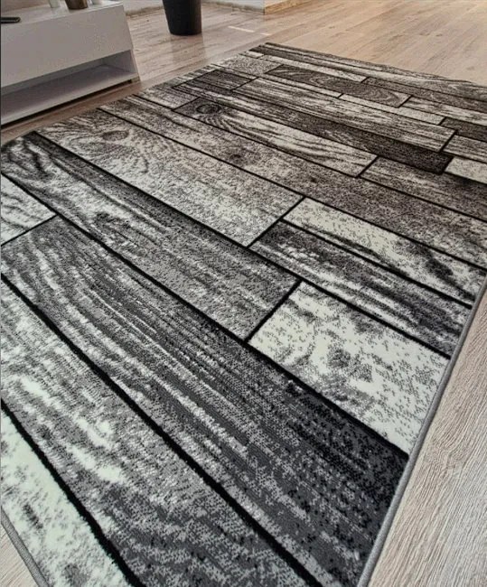 Sivý koberec Shiraz BCF s motívom dreva – klasický štýl Rozmer: 300x400 cm