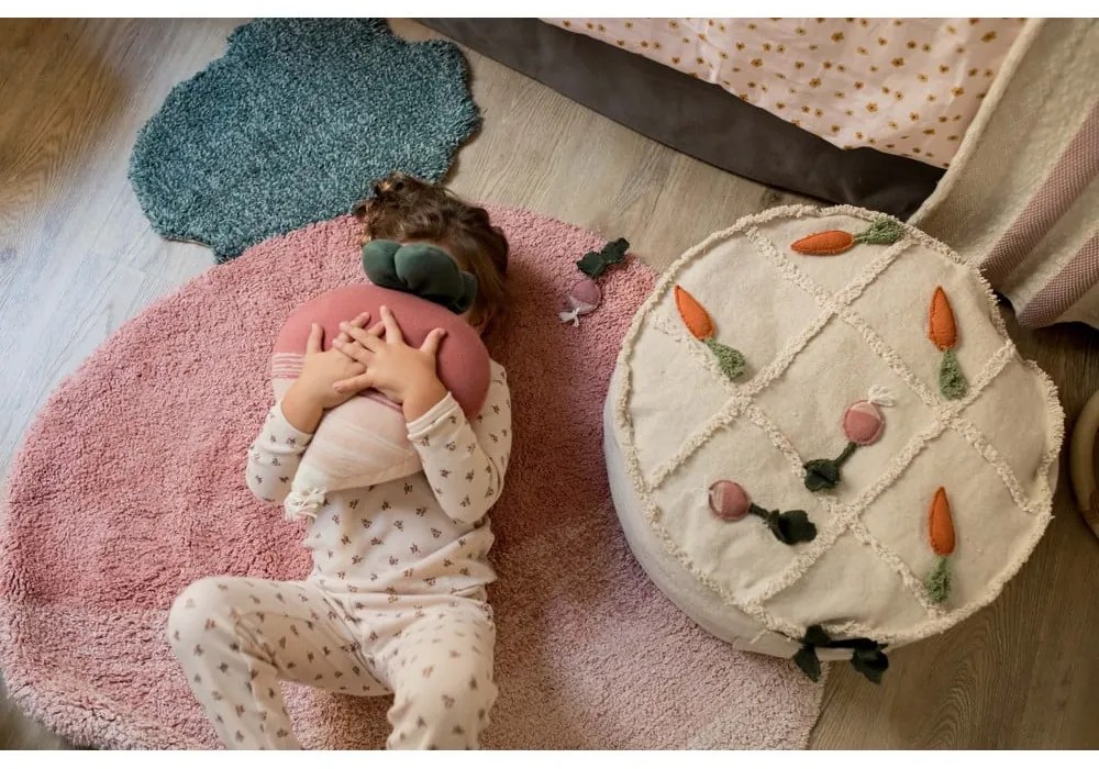 Detský vankúšik Ramona the Radish – Lorena Canals