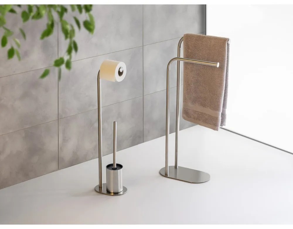Stojan na toaletný papier so štetkou z nehrdzavejúcej ocele v matne striebornej farbe Levante – Wenko