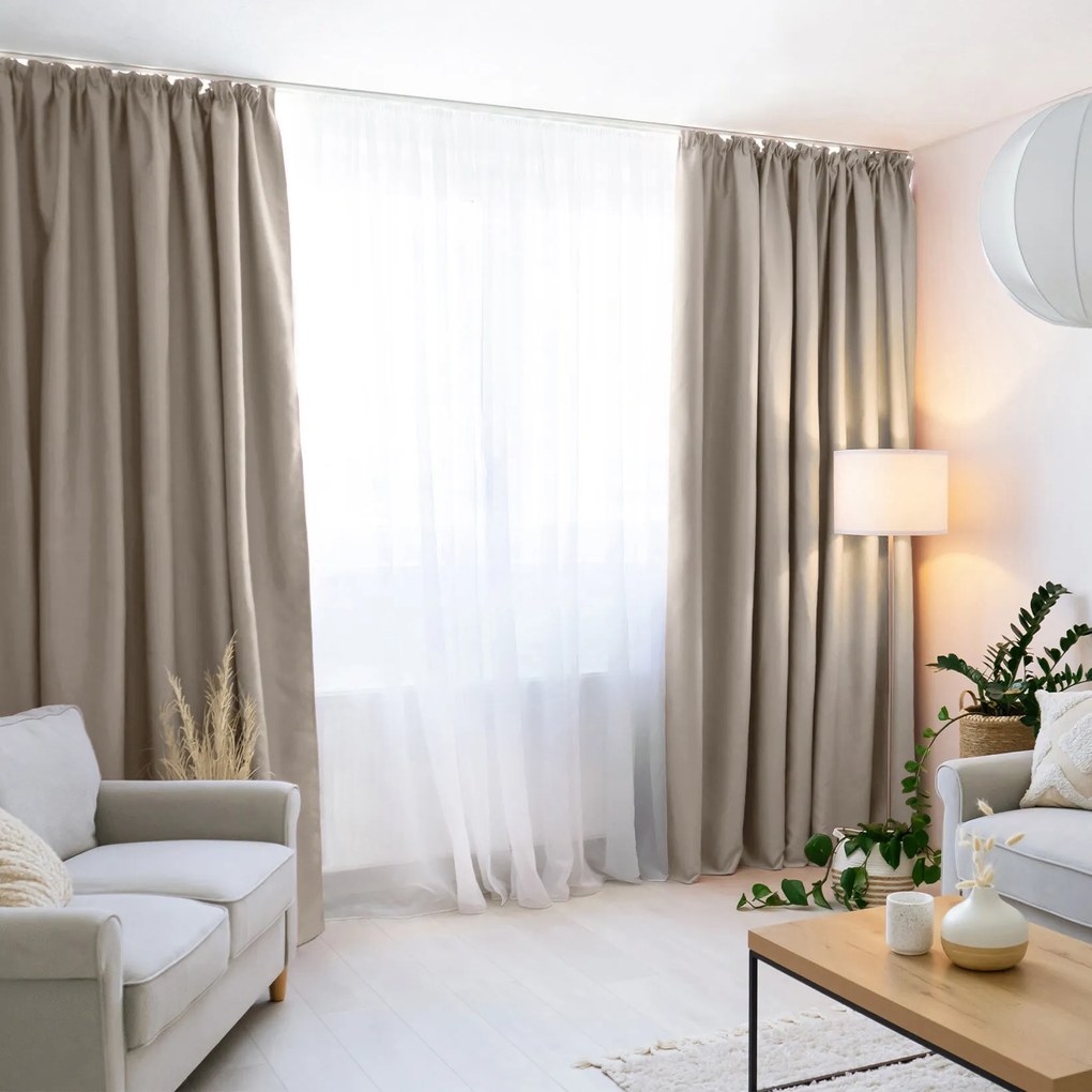 Goldea zatemňovací záves blackout so saténovým leskom - režný 270x200 cm