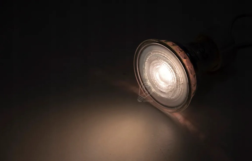 LED žiarovka Philips GU10 - 4W - 345 Lm - teplá biela - CorePro Premium