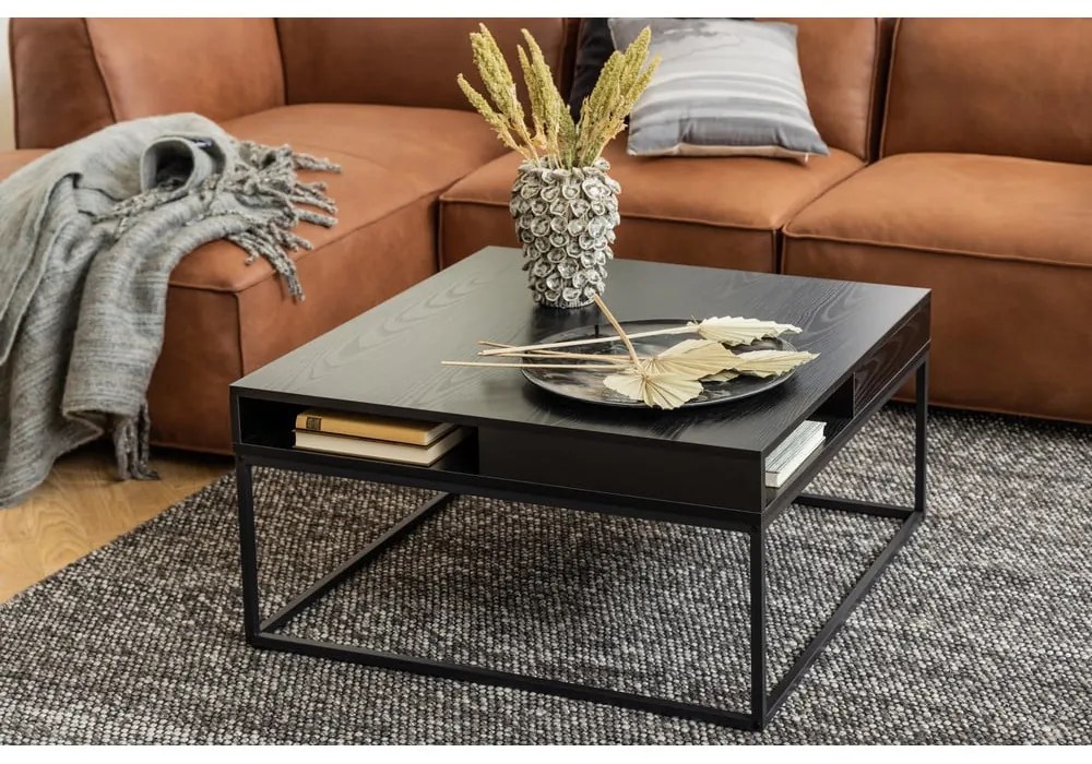 Čierny konferenčný stolík s doskou v dekore jaseňového dreva 80x80 cm Willford – Actona