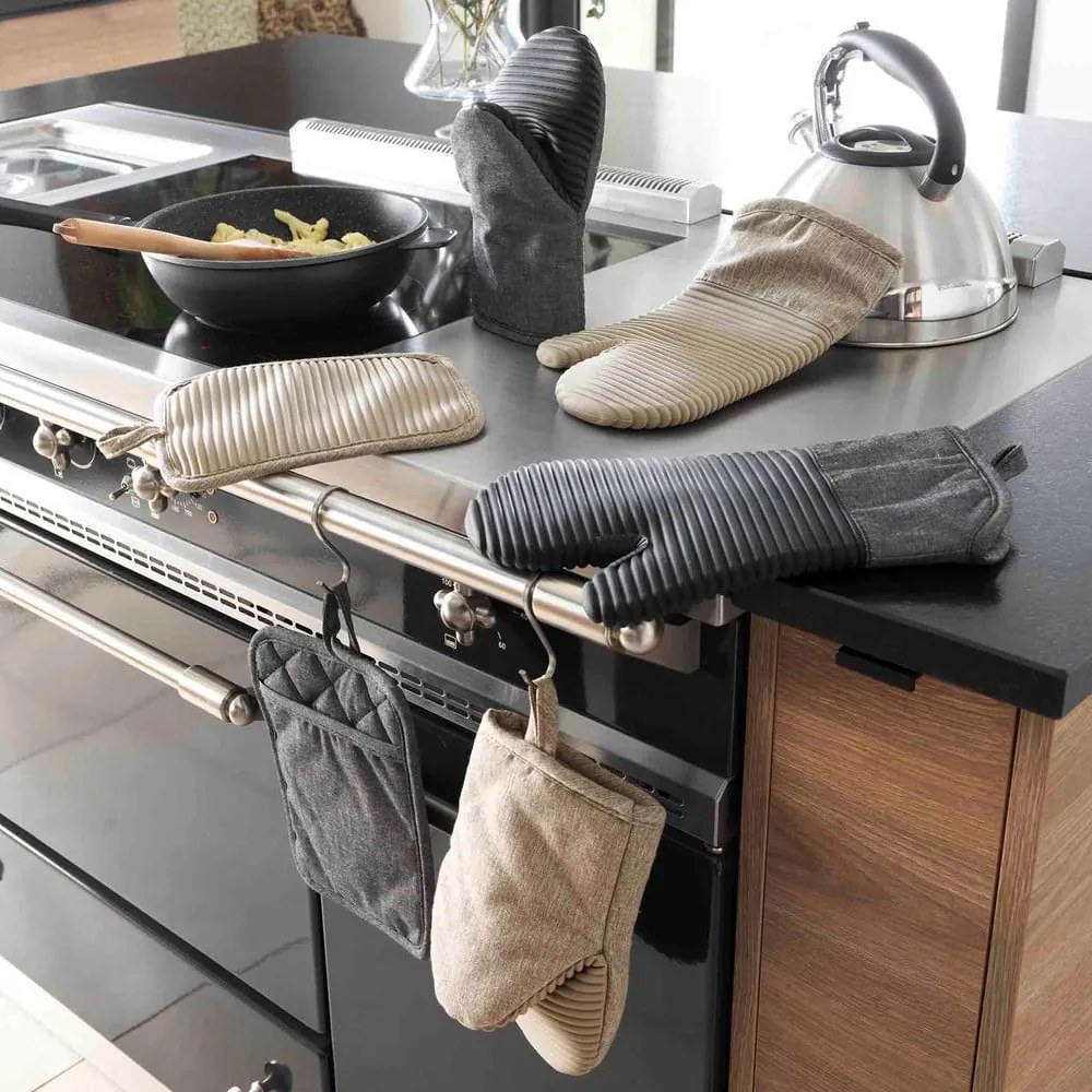 Silikónová/zo zmesi vlákien kuchynská rukavica Adam – douceur d'intérieur