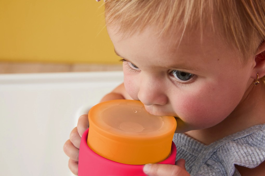 360° netečúci učiaci hrnček 250 ml - ružová/oranžová