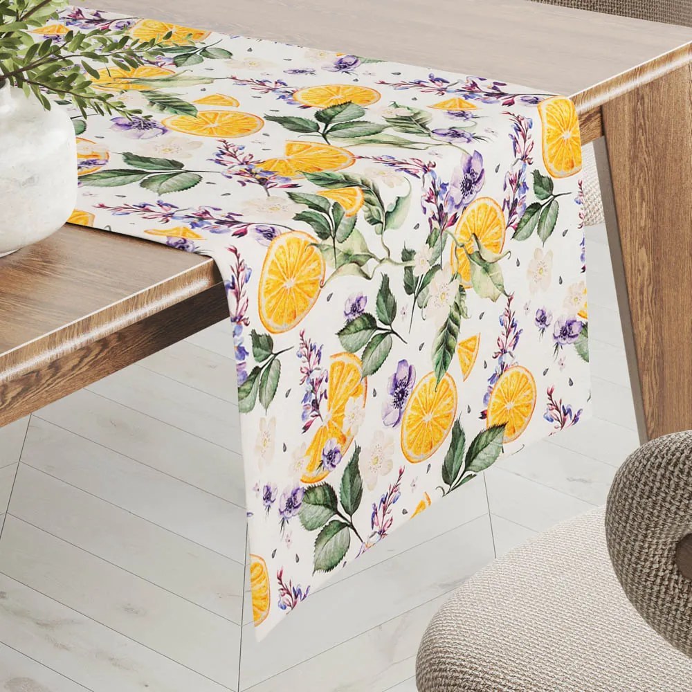 Biante Dekoračný behúň na stôl PML-103 Pomaranče medzi kvetmi na bielom 35x120 cm