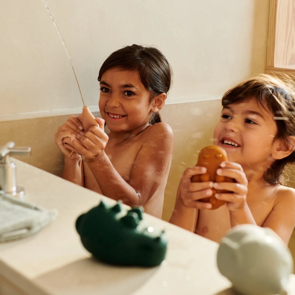 LIEWOOD Zábavná hračka do vaňe Carolina Squeezy Toy – set 4 ks