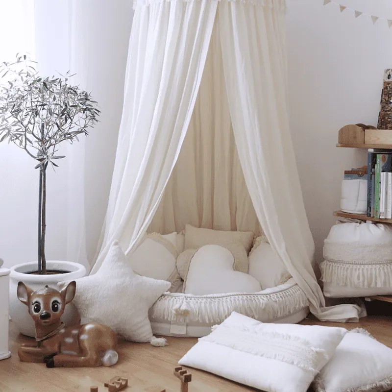 Hniezdo pre deti Boho so strapcami vanilka