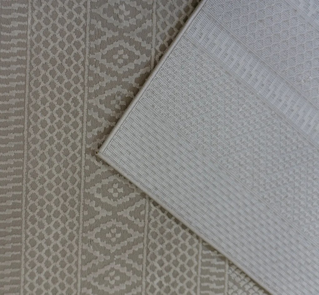 Koberec Zurich 1901 béžový so vzorom – obdĺžnikový polyester Rozmer: 80x150 cm