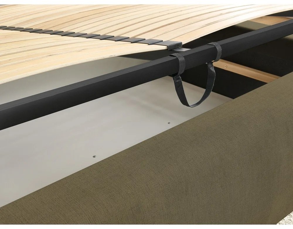 Tmavozelená čalúnená dvojlôžková posteľ s úložným priestorom s roštom 180x200 cm Jagna – Bobochic Paris