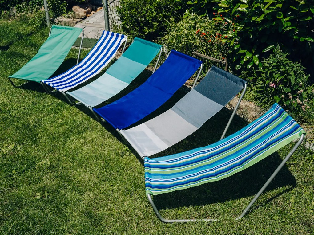 Skladacie plážové lehátko SAND, modré pruhy
