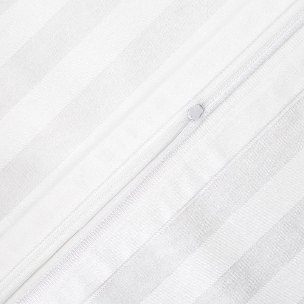 BAMBUSOVÉ POSTEĽNÉ OBLIEČKY STRIPE WHITE 220X200 CM, 2 KS 70X80 CM, 4 KS 40X40 CM BIELA