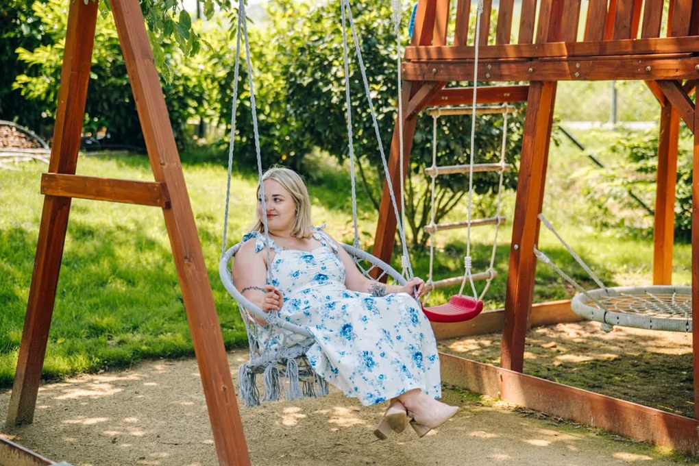 Sivé závesné kreslo KOLUMBIA s vankúšom