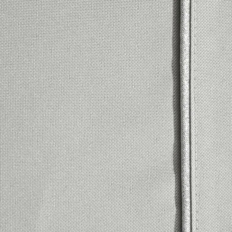 OBRUS MADELE 140X220 CM STRIEBORNÝ
