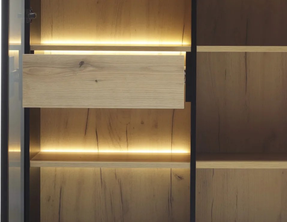 Vitrína Sento, čierna/dub wotan, s osvetlením