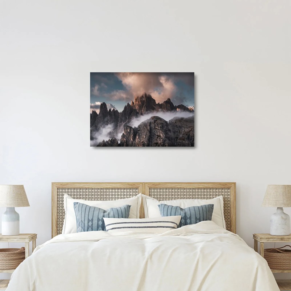 Sklenený obraz - Talianske dolomity schované v hmle (70x50 cm)