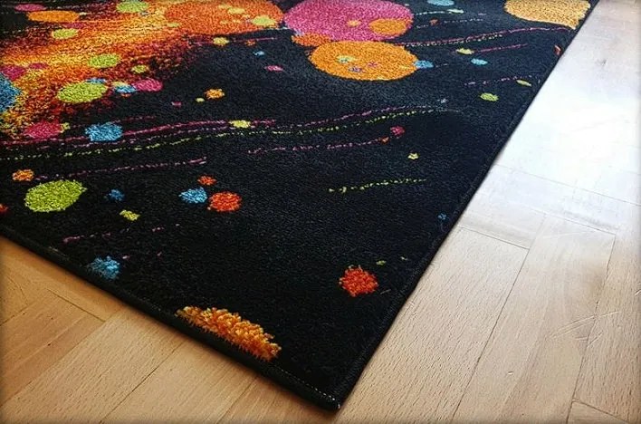 Moderný viacfarebný koberec Magic Cosmos – geometrický vzor Rozmer: 60x100 cm