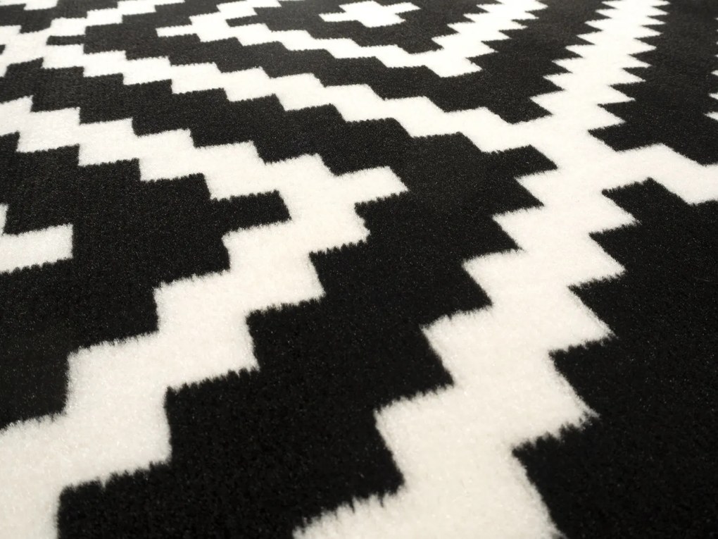 Alfa Carpets, Kusový koberec Gloria new black/cream, 80x150, čiernobiela, chodba / predsieň