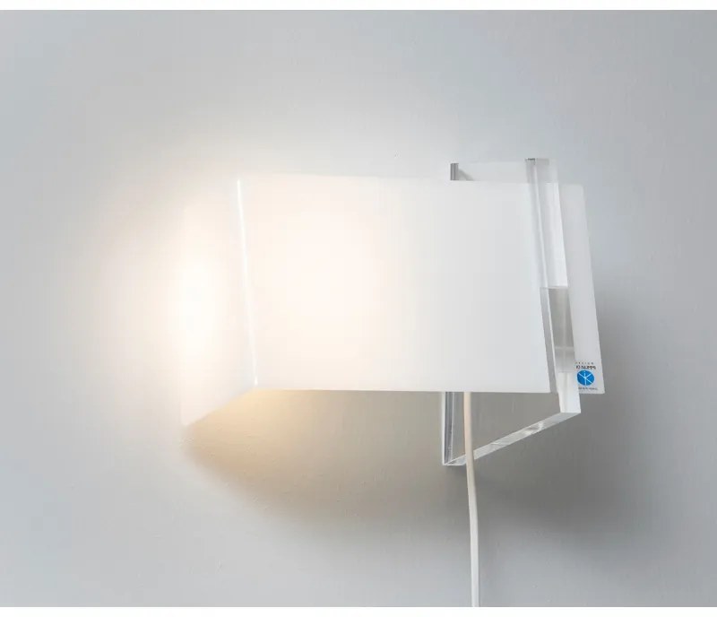 Nástenná lampa Leena, ľavá varianta