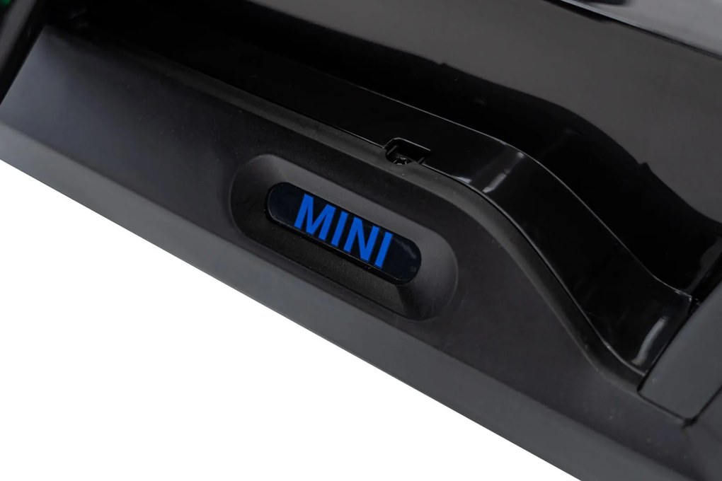 Ramiz Mini Concept Aceman Čierne vozidlo