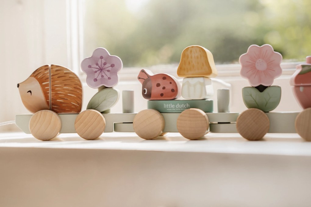 Vláčik drevený ježko Fairy Garden